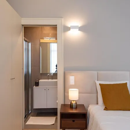 Cc Downtown Palace - G *